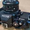 fotocamera a rullino pellicola analogica Pentax Ricoh K-R5 con obiettivo 50mm f2.2